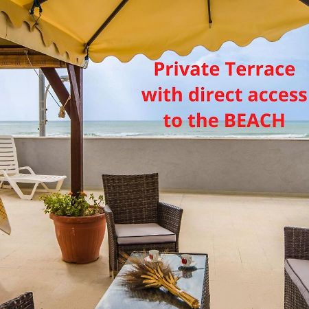 Arisa -Terrazza Privata 60 Mq Sulla Spiaggia Donnalucata  Bagian luar foto