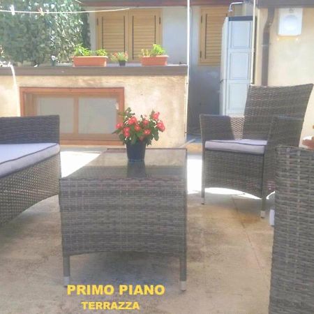 Arisa -Terrazza Privata 60 Mq Sulla Spiaggia Donnalucata  Bagian luar foto